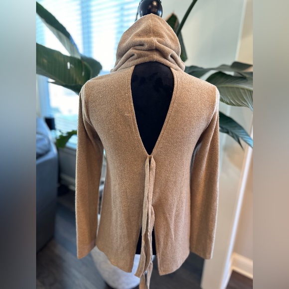 MOA MOA Open Tie Back Sweater Cowlneck Turtleneck Women Small Tan - Picture 7 of 10